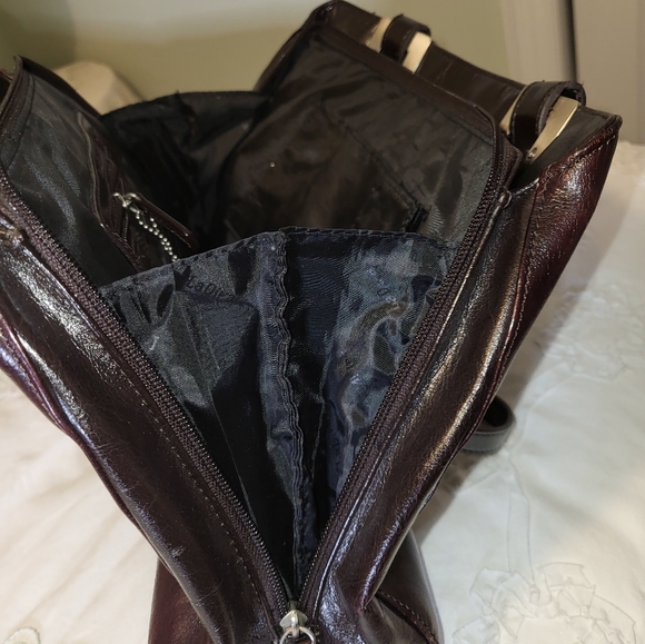 La Diva 100% Italian Leather - Picture 10 of 15